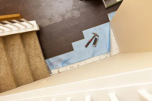 Jak kłaść podkład pod panele – kluczowe kroki i przydatne porady