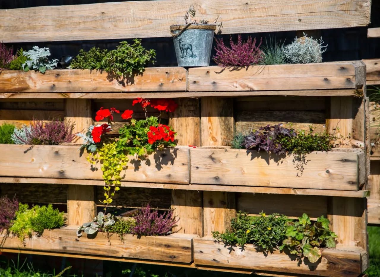 Jak zrobić kwietnik w ogrodzie – krok po kroku do pięknej aranżacji