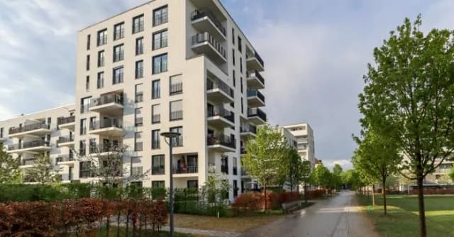 Ile kosztuje budowa małego bloku? Poznaj kluczowe czynniki i ceny