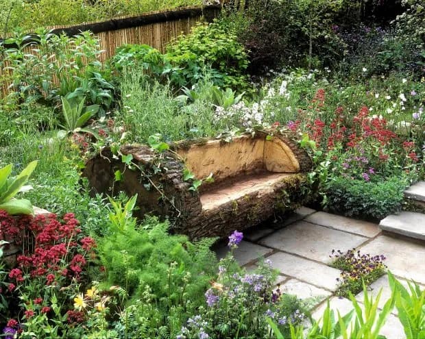 Jak zrobić kwietnik z pnia drzewa – krok po kroku do pięknego ogrodu