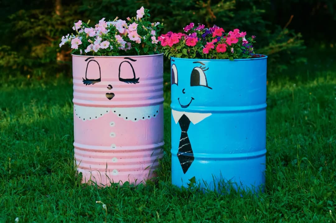 Jak odnowić metalowy kwietnik i sprawić, by znów błyszczał