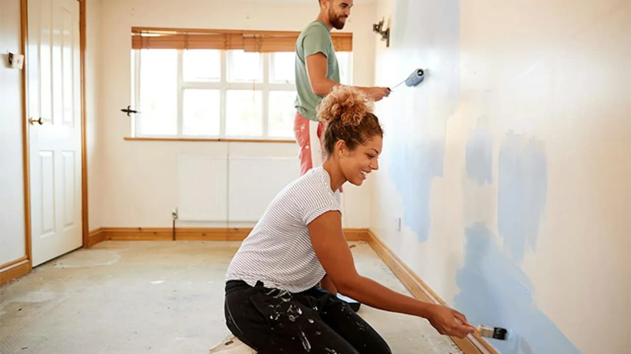 Najlepsza farba do paneli papierowych - jak wybrać odpowiednią?