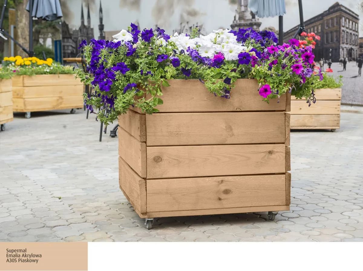 Jak zrobić kwietnik z doniczek - proste i kreatywne pomysły na DIY